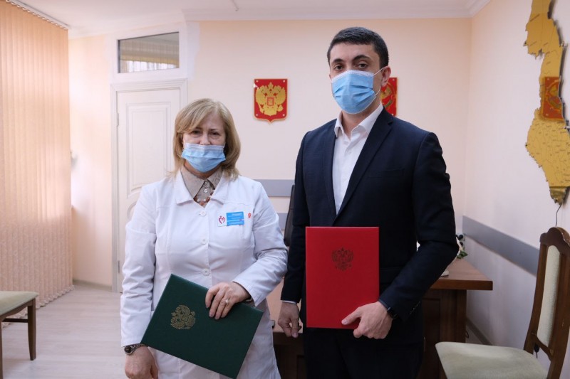 Минмолодежи РД и Республиканская станция переливания крови подписали соглашение о сотрудничестве
