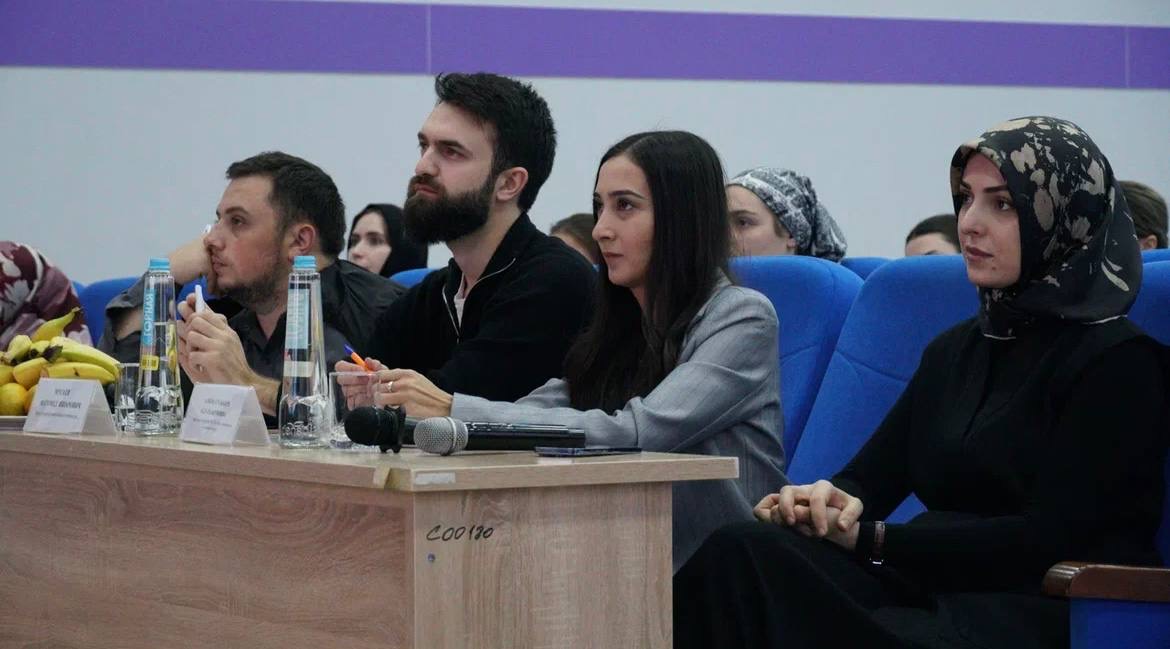 Финал конкурса чтецов «Время родного языка» успешно завершился в Дагестане