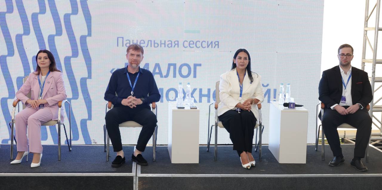 На молодёжном форуме «Каспий-2025» прошёл День платформы «Россия – страна возможностей»