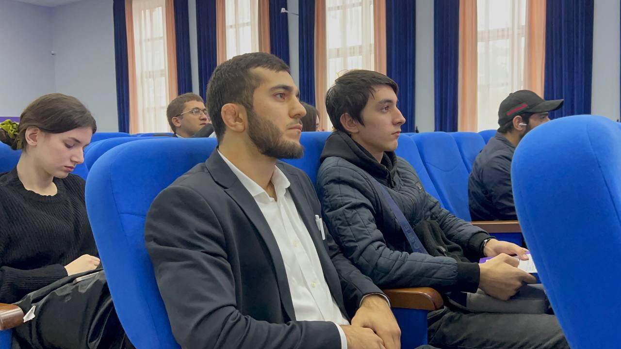 В Дагестане прошел молодежный антикоррупционный форум «Молодежь против коррупции»