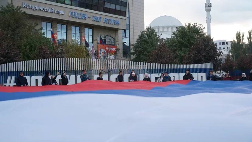 В Махачкале прошла патриотическая встреча «Диалоги с героями» в преддверии Дня народного единства