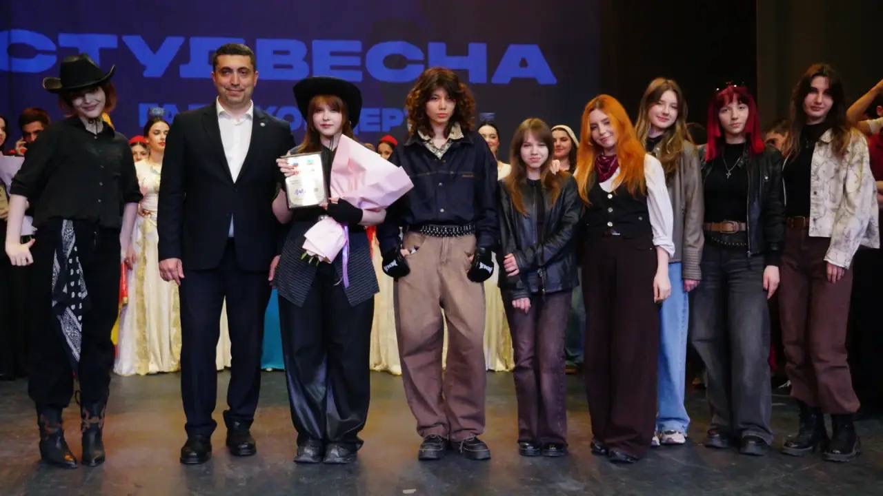 В Махачкале прошел Гала-концерт фестиваля «Дагестанская студенческая весна – 2026»