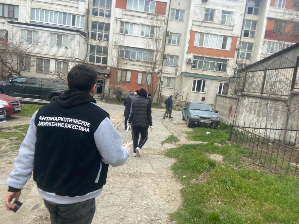 В Махачкале при грантовой поддержке Росмолодёжи состоялась акция «Закрась опасность