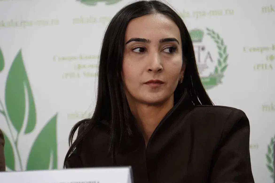 В Махачкале продолжается цикл круглых столов по противодействию коррупции